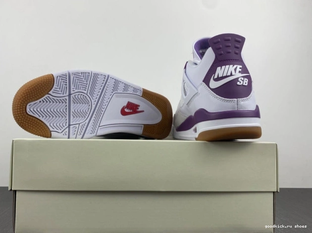 DR5415-150 Retro SB Jordan 4 0709